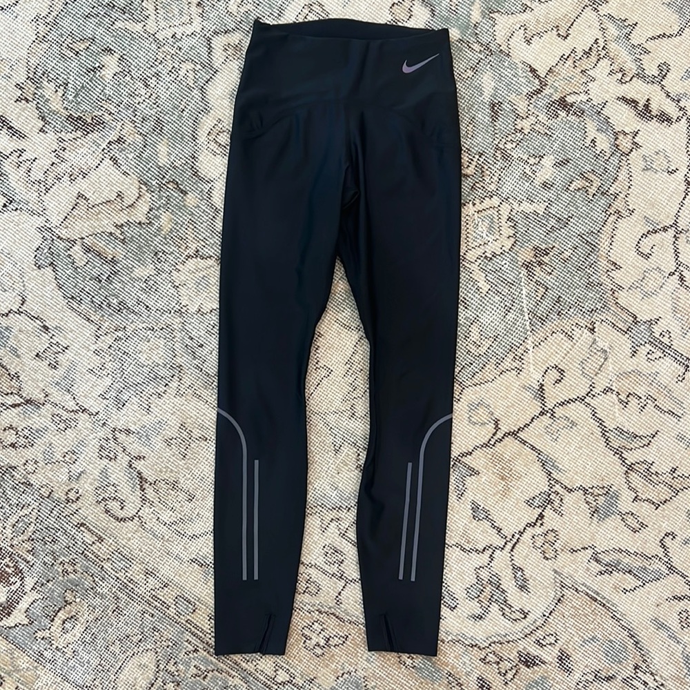 Nike Running Collection women’s legging.